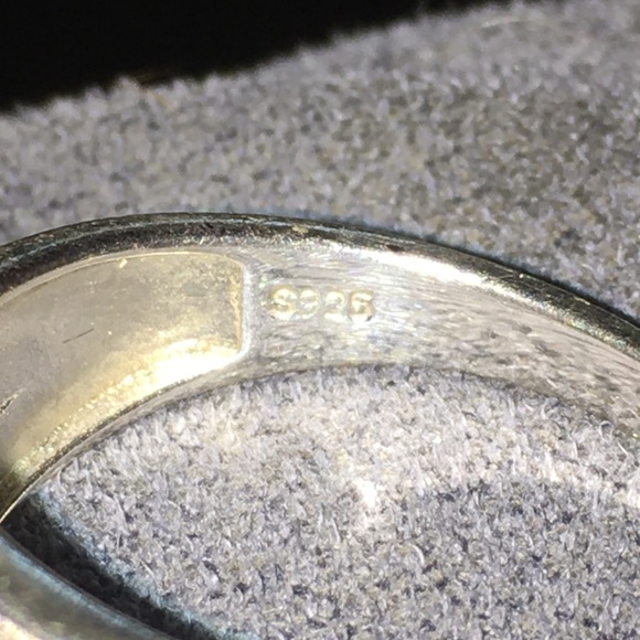 Gorgeous onyx ring! - Picture 4 of 4